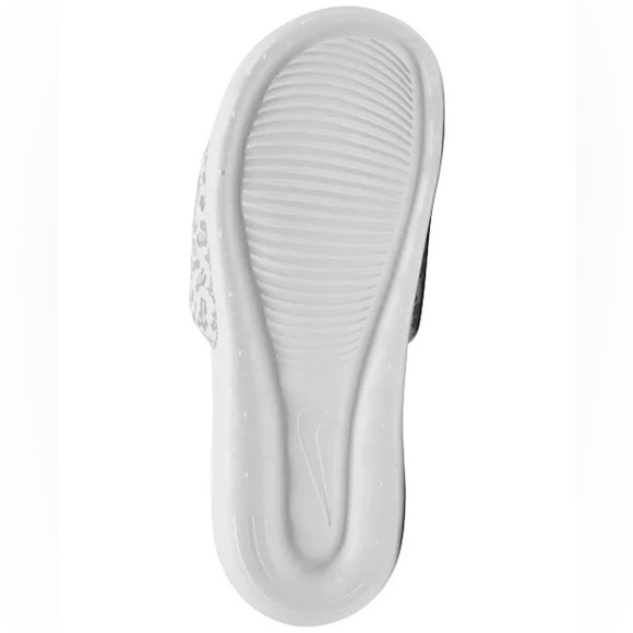 Nike Women's Victory One Print Slide Sandals Size 10 - Picture 2 of 10